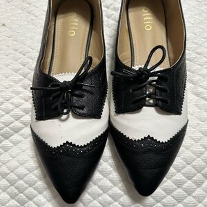Ollio Black and White Oxford Shoes